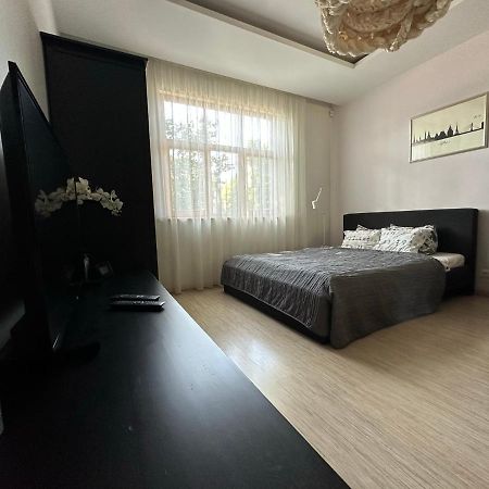 Studio Apartment In Private House 리가 외부 사진